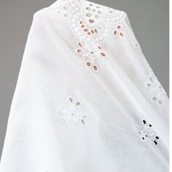 * NWT White Eyelet and Crochet Front EMERY ROSE Sleeveless Top Ladies Plus 5XL - Picture 2 of 6